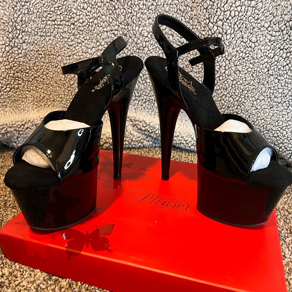 Pleaser heel. 7" Heel, 2 3/4" Platform Ankle Strap Sandal